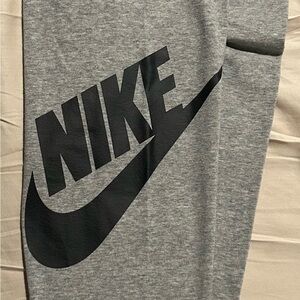 NIKE SIZE 1X Like New